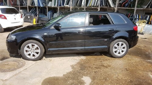 Dezmembrez Audi A3 1.6 benzina