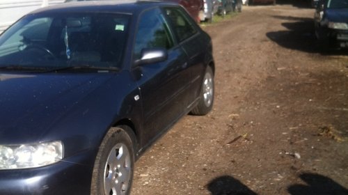 Dezmembrez Audi A3 1.6 SE din 2001