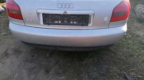 Dezmembrez Audi A3 8L.1.6 benzină 2002