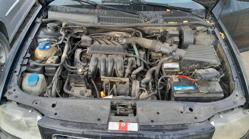 Dezmembrez Audi A3 (8L1) 1996 - 2003 1.6 AVU ( CP: 102, KW: 75, CCM: 1595 ) Benzina