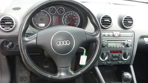 Dezmembrez Audi A3 8P, 2.0tdi, 140cp,BKD, an 2004, s-line