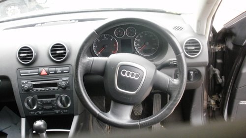 Dezmembrez Audi A3 8P, 2.0tdi, cod motor BKD, an 2006, combi