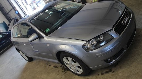 Dezmembrez Audi A3 8P 2004 coupe 1.6 fsi