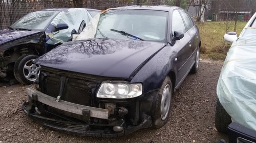 Dezmembrez Audi A3