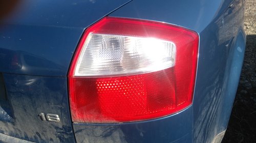 Dezmembrez Audi A4 1.6 Benzina 2002