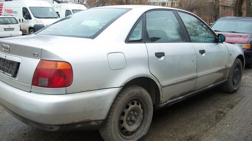 Dezmembrez Audi A4 1995