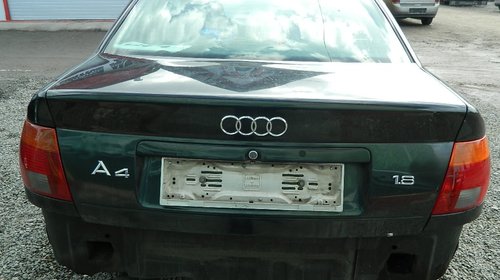 Dezmembrez Audi A4 - 1995