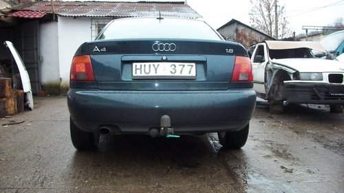 Dezmembrez Audi A4 1997