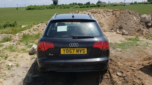 Dezmembrez Audi A4 2.0 TDI 2007