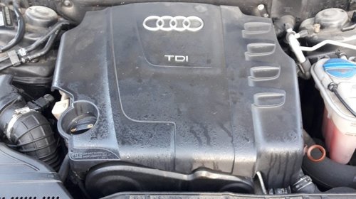 Dezmembrez Audi A4 2.0 TDI CAG din 2010 volan pe stanga
