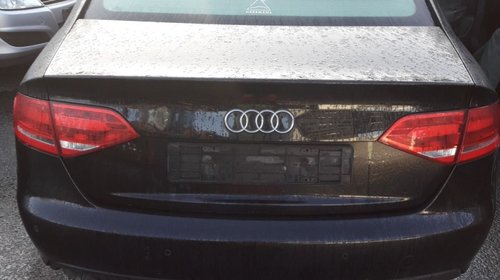 Dezmembrez Audi A4 2.0 TDI CAG din 2010 volan pe stanga