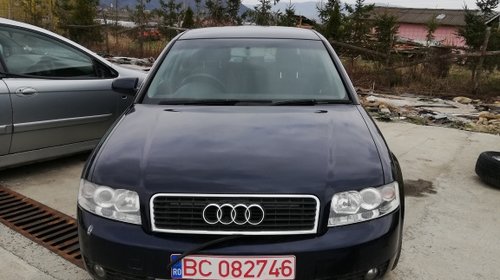 Dezmembrez Audi A4 2003 2,0 B