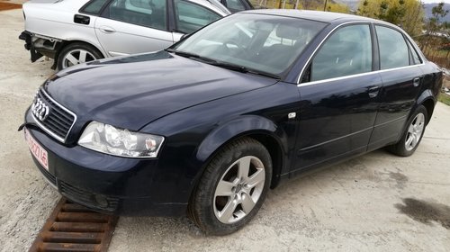 Dezmembrez Audi A4 2003 2,0 B