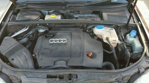 Dezmembrez Audi A4 8ED 2.0tdi