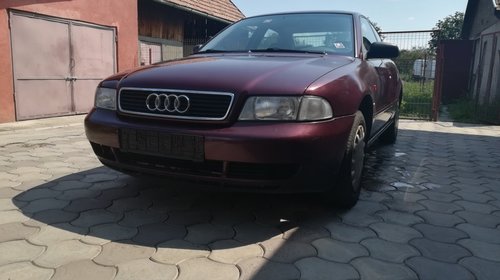 Dezmembrez Audi A4 B5 1.6 Adp 1997