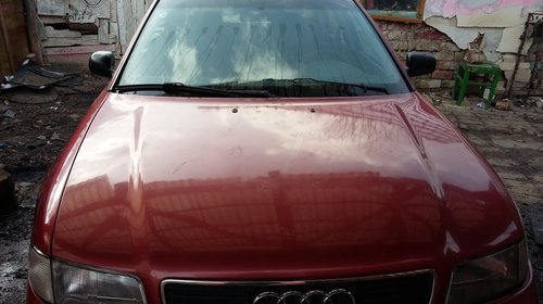 Dezmembrez audi a4 b5 1.6 benzina