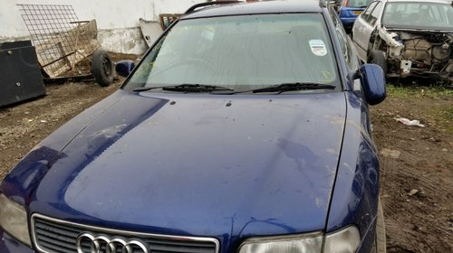 Dezmembrez Audi A4 B5 1.8 92kw 125cp 1997