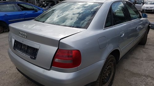 Dezmembrez Audi A4 B5 2000 1.9tdi 116cp AJM