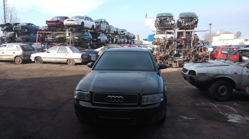 Dezmembrez Audi A4 B5 2002 Berlina 3.0