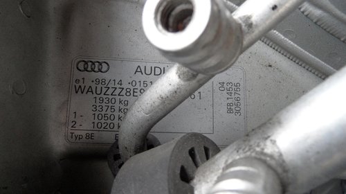 Dezmembrez audi a4,b6,1,8 t,cod motor BFB,163 cai,benzina din 2004