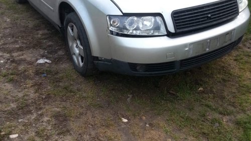 Dezmembrez Audi A4 B6 1.8t 2002