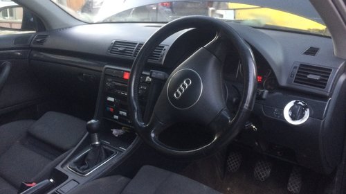 Dezmembrez Audi A4 B6 2001 BERLINA 1.9 TDI