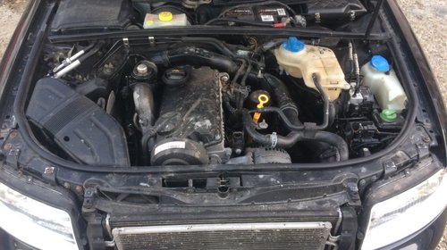 Dezmembrez Audi A4 B6 2001 BERLINA 1.9 TDI