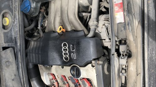 Dezmembrez Audi A4 B6 2003 Combi 2.0