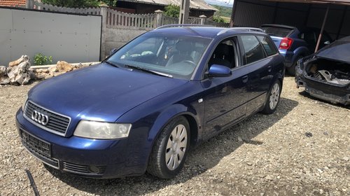 Dezmembrez Audi A4 B6 2003 Combi 2.0