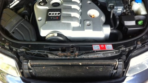 Dezmembrez Audi A4 B6 an 2003 1.9 TDI