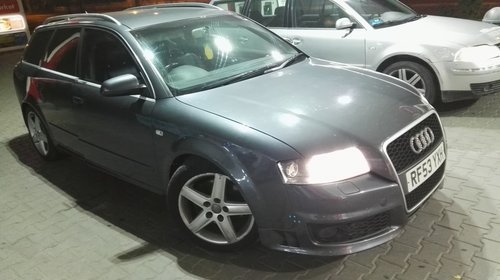 Dezmembrez Audi A4 B6 Motor BDG 2.5 TDI 163 C