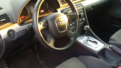 Dezmembrez Audi A4 B7 2.0 TDI