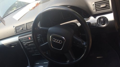 Dezmembrez audi a4 b7 2.0tdi 140cp BLB