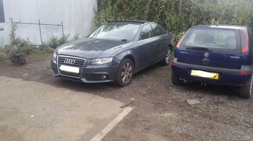 Dezmembrez Audi A4 B8 2.0 tdi cod motor CAG 1