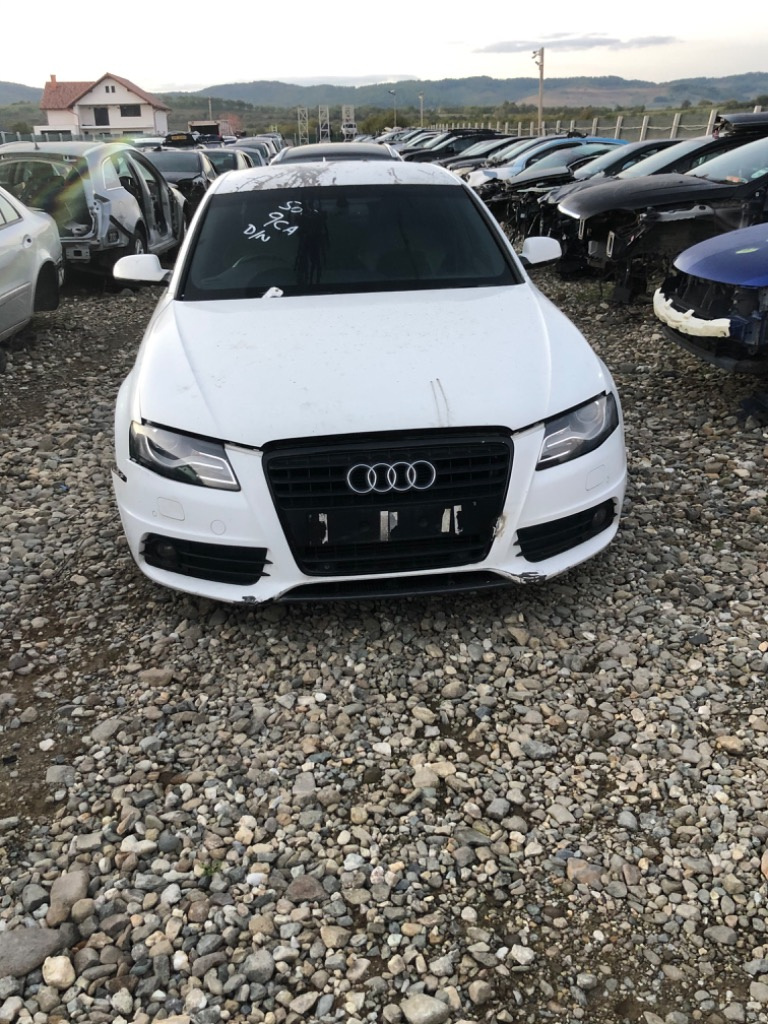 Dezmembrez Audi A4 B8 2.7 tdi Automat S line cod motor CGK cod cutie MMW 2008-2012