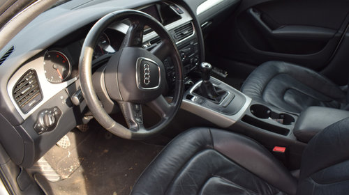 Dezmembrez Audi A4 B8 2.7 TDI CGKA cod culoare LX7W cod cutie KXQ 564