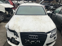 Dezmembrez Audi A4 B8 2011 COMBI 2,0