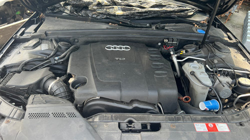 Dezmembrez Audi a4 b8 combi 2.0 tdi tip motor cag tip cutie LLA