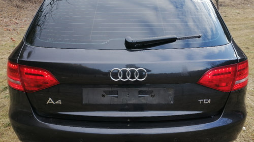 Dezmembrez Audi A4 B8 S-LINE 2011 CAGA