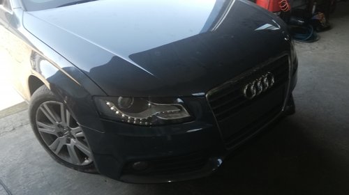 Dezmembrez Audi A4 B8 Sedan 1.8 TFSI 160 cai 