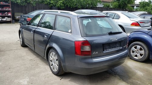 Dezmembrez Audi A4 break, an 2003, 2.5 tdi, cutie automata