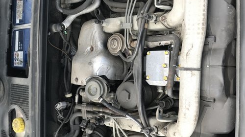 Dezmembrez audi A4 Cabrio motor 2.5 TDI 163 cp cod motor bfc și cutie automata cod gec