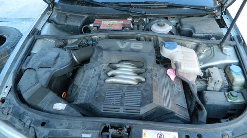 Dezmembrez AUDI A4, model masina 1995 Oradea