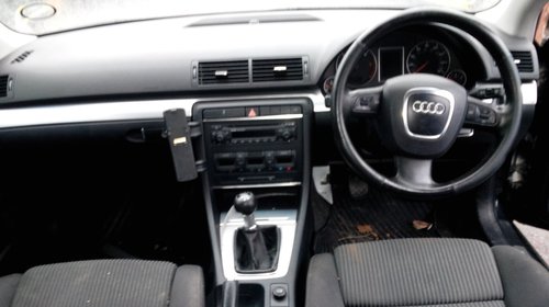 Dezmembrez Audi A4 S-LINE