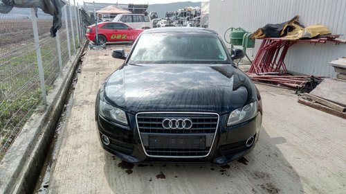 Dezmembrez Audi A5 1.8 TFSI - Masina completa