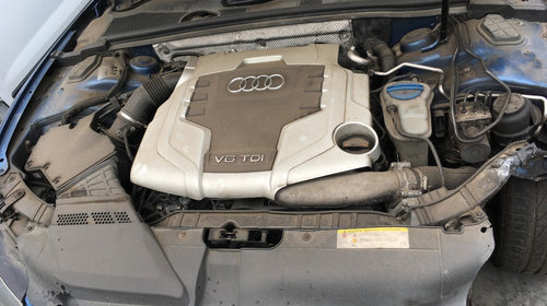 Dezmembrez Audi A5 2011 Sedan 2.7 TDI