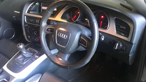 Dezmembrez Audi A5 2011