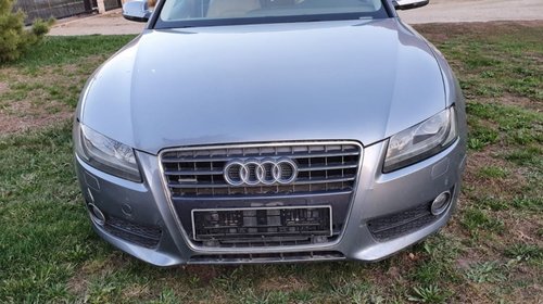 Dezmembrez Audi A5 coupe 2010