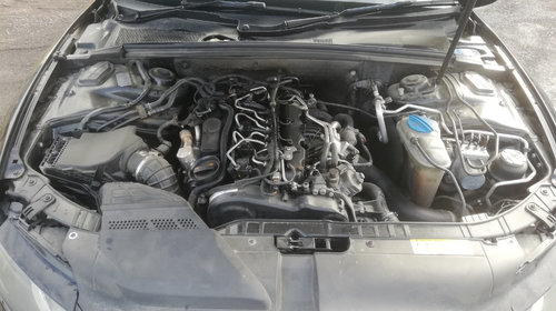 Dezmembrez Audi A5 Sportback 2.0 TDI 143 cai motor CAG CAGA Euro 5 an 2011