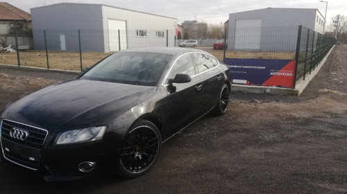 Dezmembrez Audi A5 Sportback 2.0 TDI 143 cai 